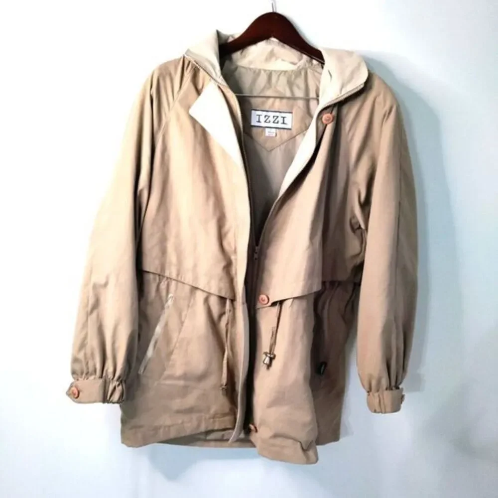IZZI Outerwear Women M Tan Coat/Jacket Full Zip Detachable Hood Zip Button Close - Picture 2 of 9